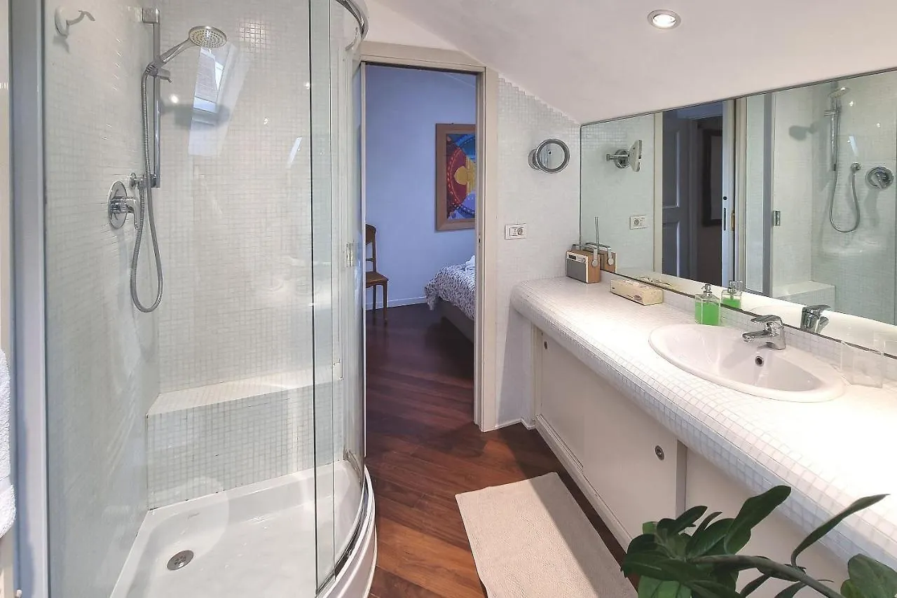 Moors Terrace Apartment Venice